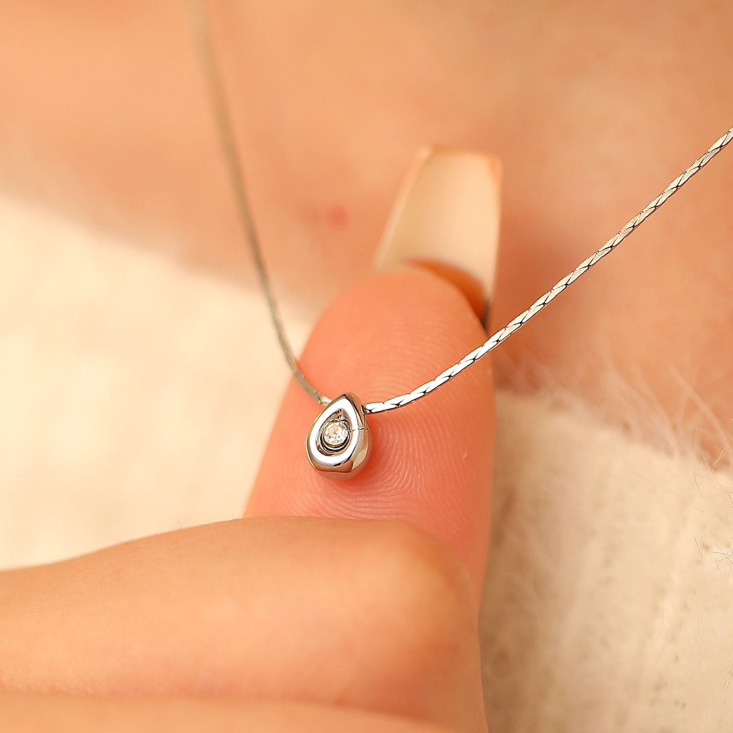 Pearl Trim Chain - Collier simple et tendance avec petit