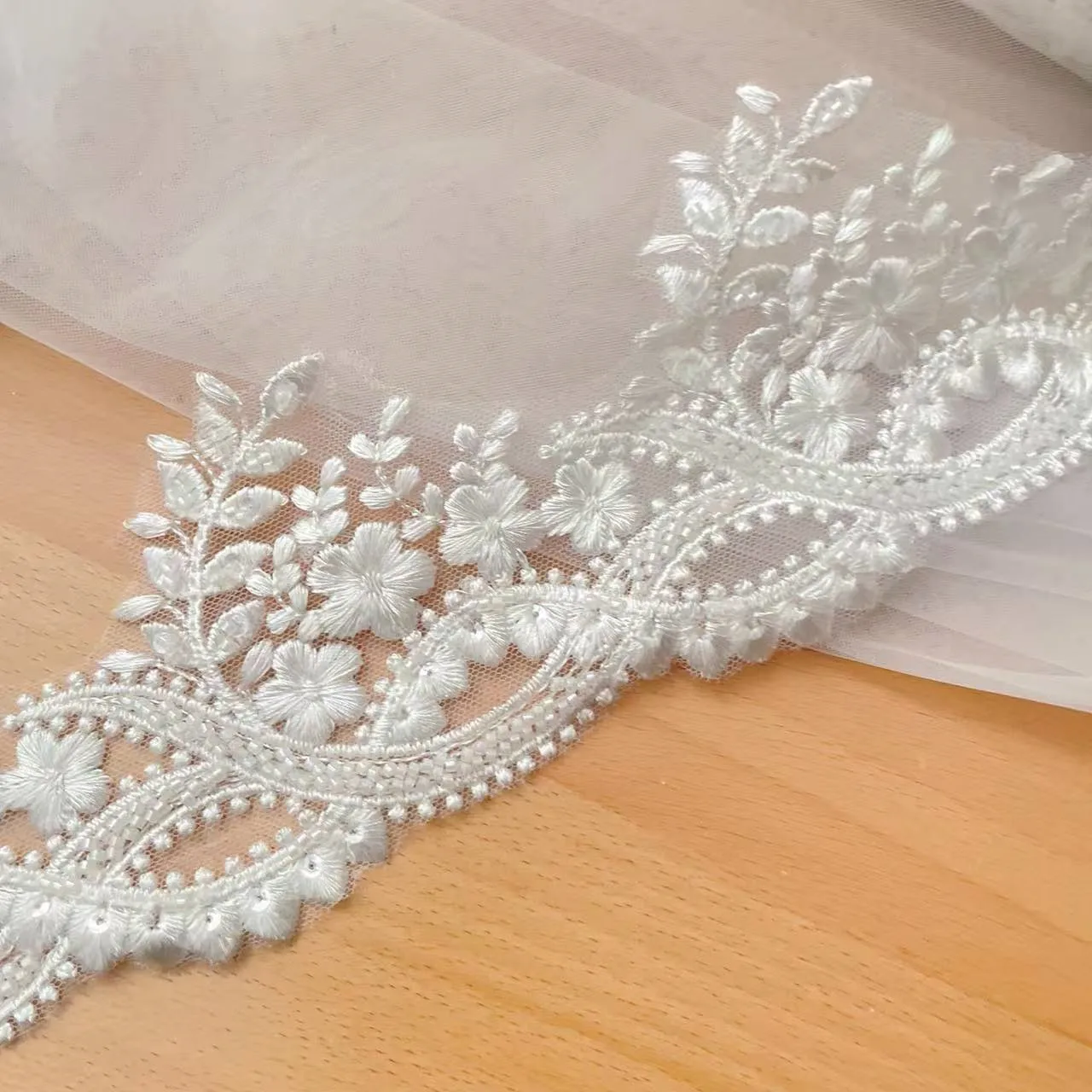 Garniture en dentelle perlée d - Beaded Trim Fringe avis et prix