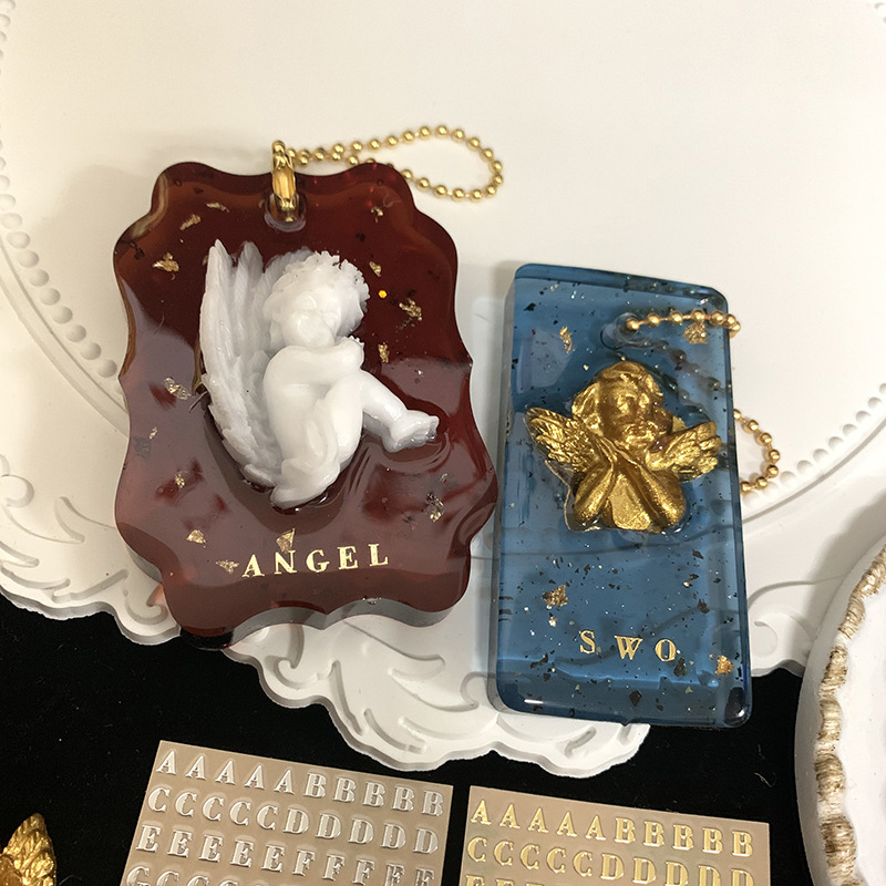 2 lettres décoratives en métal - Craft Embellishment avis et prix